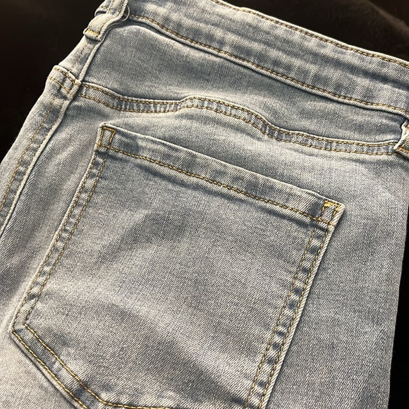 Skinny jeans - Picture 3 of 3